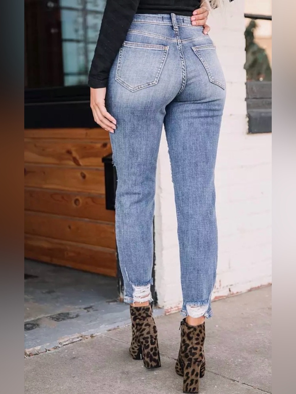 Willow & Roots High Rise Mom Fit Stretch Jean (34”) - Picture 2 of 7